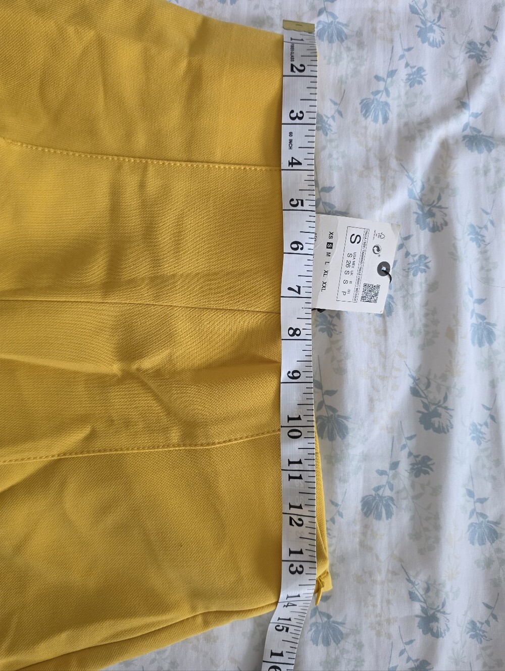 Zara High-Waist Wide-Leg Cropped Pants - Yellow - Picture 5 of 6
